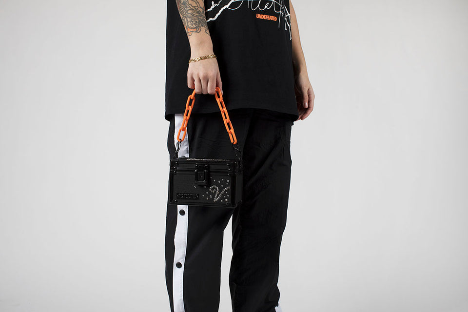 Load image into Gallery viewer, Orange Plastic Chain