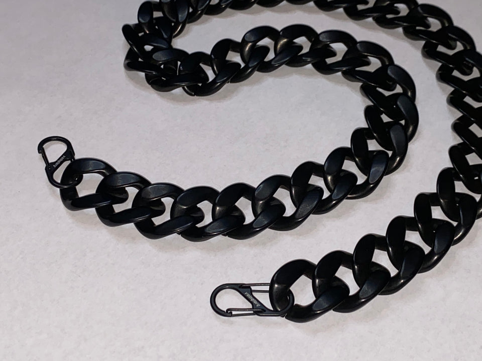 Load image into Gallery viewer, Matte Black Acrylic Cuban Link Chain