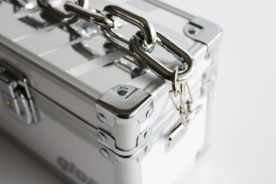 Load image into Gallery viewer, Metallic Silver Pocket Box