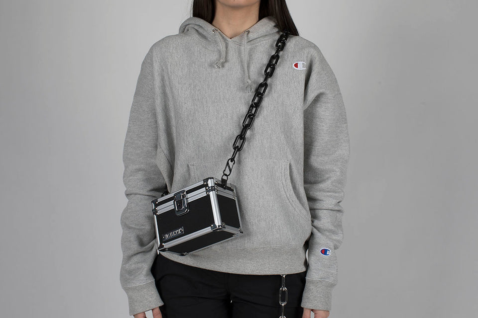 Load image into Gallery viewer, Black Plastic Chain