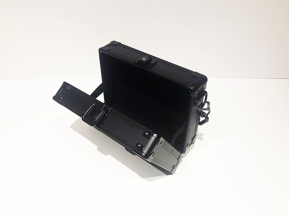 Load image into Gallery viewer, Vainglory Clutch Pocket Box